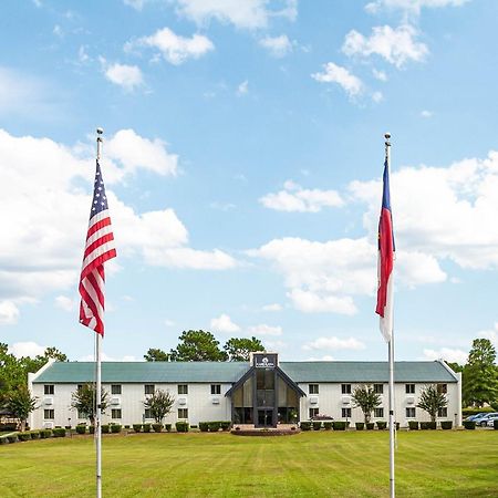 Carolina Pine Inn Near Southern Pines-Pinehurst Pinebluff Екстериор снимка